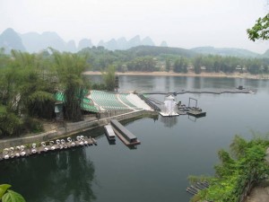 Het voorstellingsterrein.