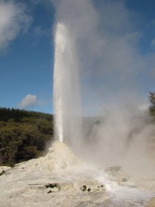 De geiser in werking.