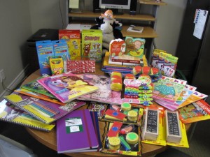 Koen zijn boodschappen voor de arme kinderen in Golden.