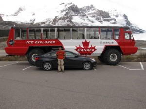 Poseren bij de Ice Explorer